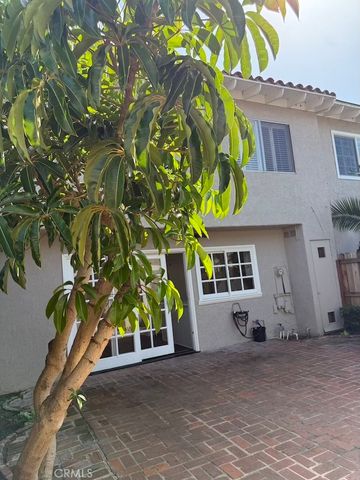 2602 Vista del Oro, Newport Beach, CA 92660