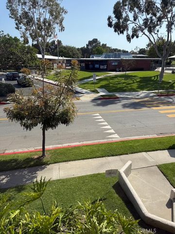 2602 Vista del Oro, Newport Beach, CA 92660