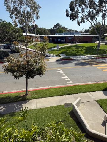 2602 Vista del Oro, Newport Beach, CA 92660