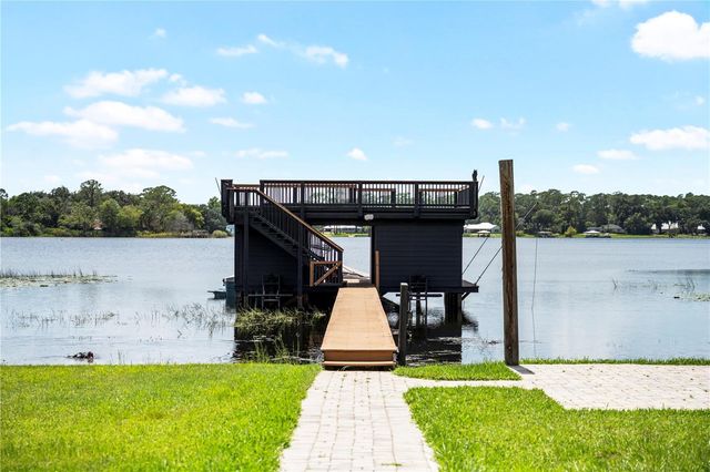736 LAKE WINNEMISSETT DRIVE, Deland, FL 32724