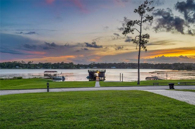 736 LAKE WINNEMISSETT DRIVE, Deland, FL 32724