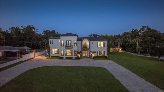 736 LAKE WINNEMISSETT DRIVE, Deland, FL 32724