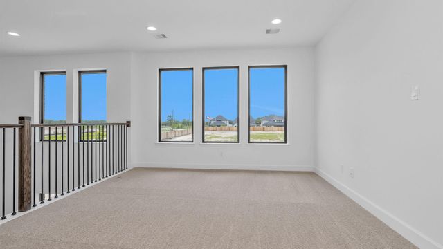 2811 Pathway Crest Lane, Houston, TX 77598