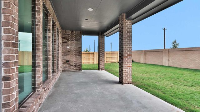 2811 Pathway Crest Lane, Houston, TX 77598