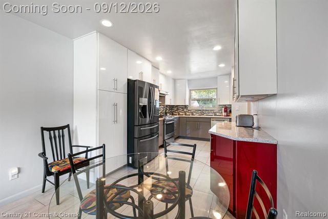 30222 Buckingham Street, Livonia, MI 48154