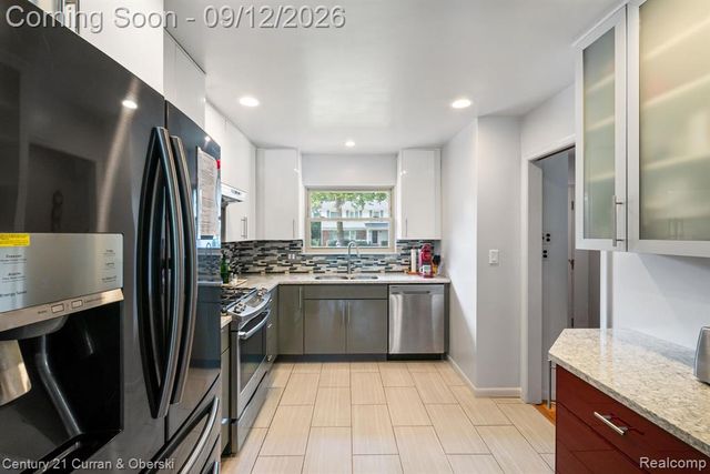 30222 Buckingham Street, Livonia, MI 48154