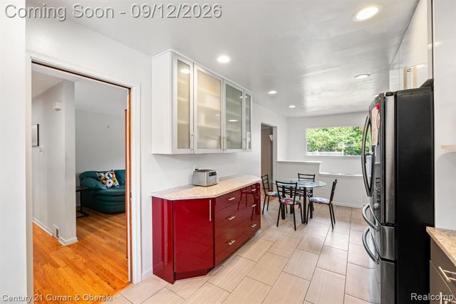 30222 Buckingham Street, Livonia, MI 48154