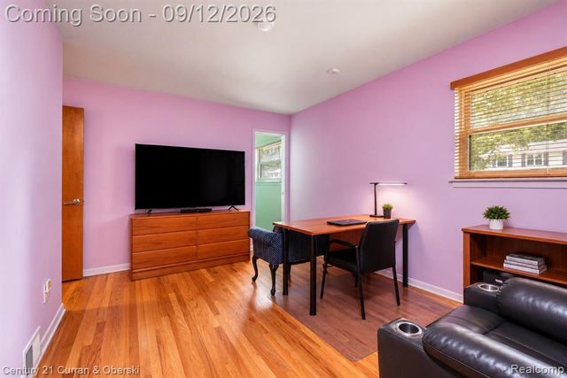 30222 Buckingham Street, Livonia, MI 48154