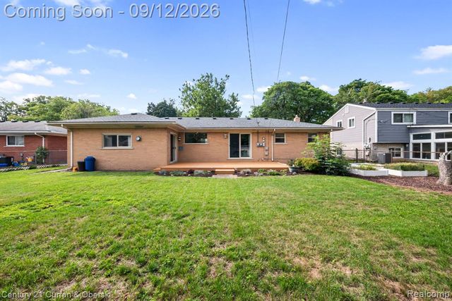 30222 Buckingham Street, Livonia, MI 48154