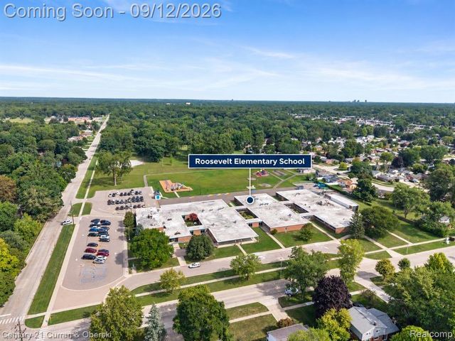 30222 Buckingham Street, Livonia, MI 48154