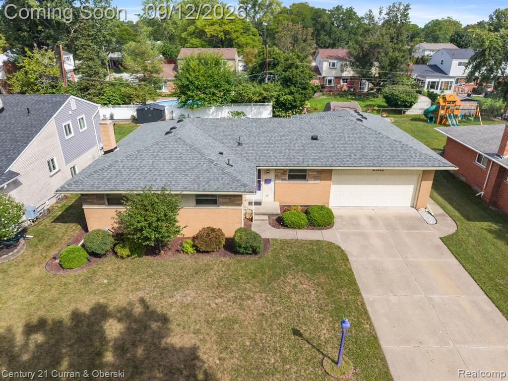 30222 Buckingham Street, Livonia, MI 48154