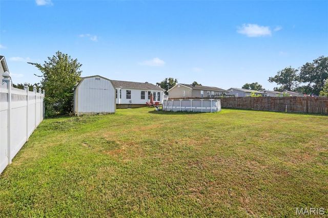 6017 Cross Pointe Drive, Cedar Hill, MO 63016