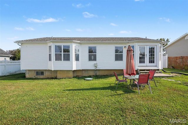 6017 Cross Pointe Drive, Cedar Hill, MO 63016