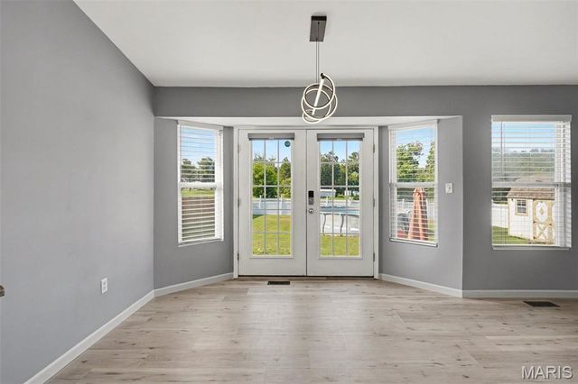 6017 Cross Pointe Drive, Cedar Hill, MO 63016