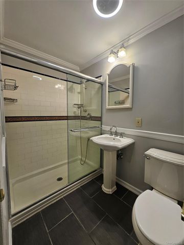 89 N Broadway 221, White Plains, NY 10603