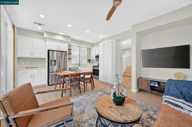 1311 Tapestry Ln, Concord, CA 94520