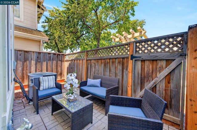 1311 Tapestry Ln, Concord, CA 94520