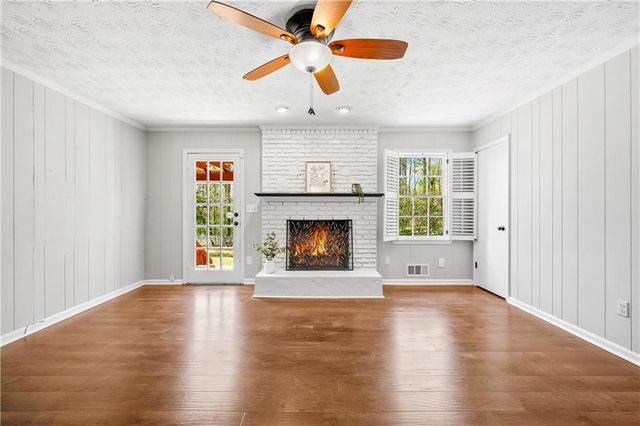 155 King David Drive SW, Lilburn, GA 30047