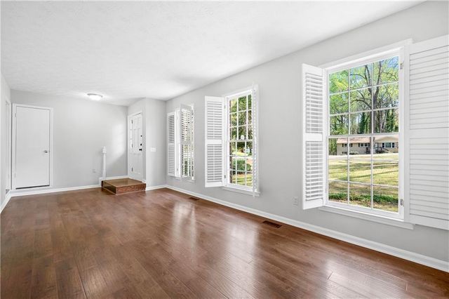 155 King David Drive SW, Lilburn, GA 30047