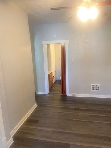 125 Margaret St, Mt Oliver, PA 15210