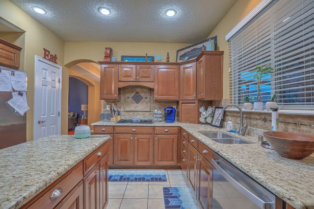 1504 Corte Castellana SE, Rio Rancho, NM 87124