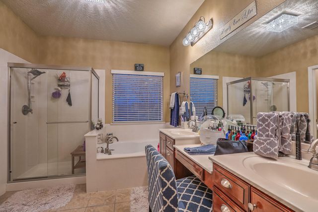 1504 Corte Castellana SE, Rio Rancho, NM 87124