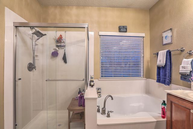 1504 Corte Castellana SE, Rio Rancho, NM 87124