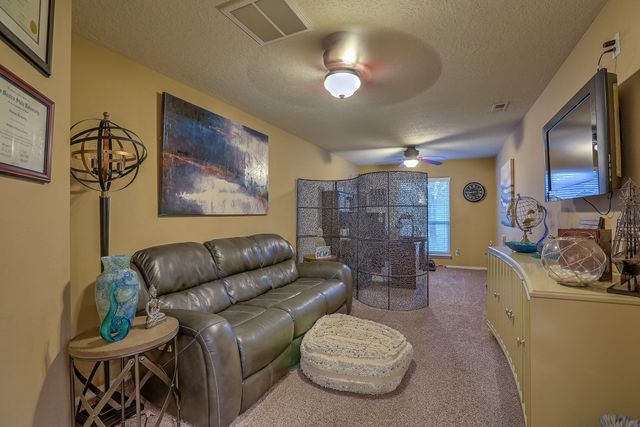 1504 Corte Castellana SE, Rio Rancho, NM 87124