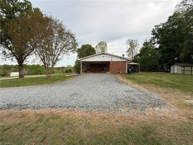 136 Fuller Mill Road S, Trinity, NC 27370