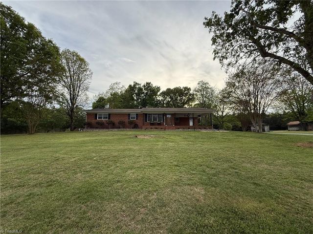136 Fuller Mill Road S, Trinity, NC 27370