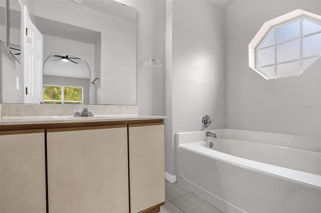 14520 LYCASTLE CIRCLE, Orlando, FL 32826