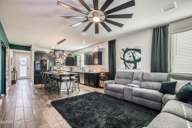 1621 SAM RODRIGUEZ, El Paso, TX 79928