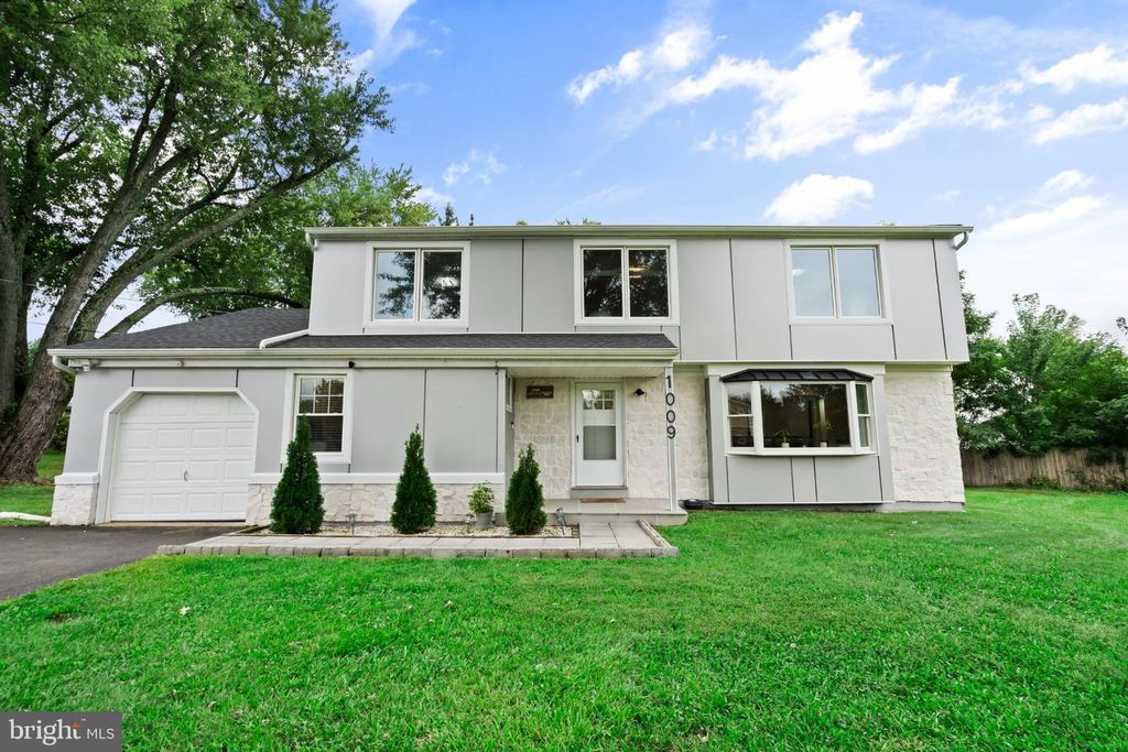 1009 LOG COLLEGE DR, WARMINSTER, PA 18974 — photo 2