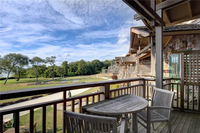 125 Cory's Lane, Portsmouth, RI 02871