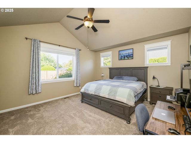 18515 ALADDIN Way, Oregon City, OR 97045