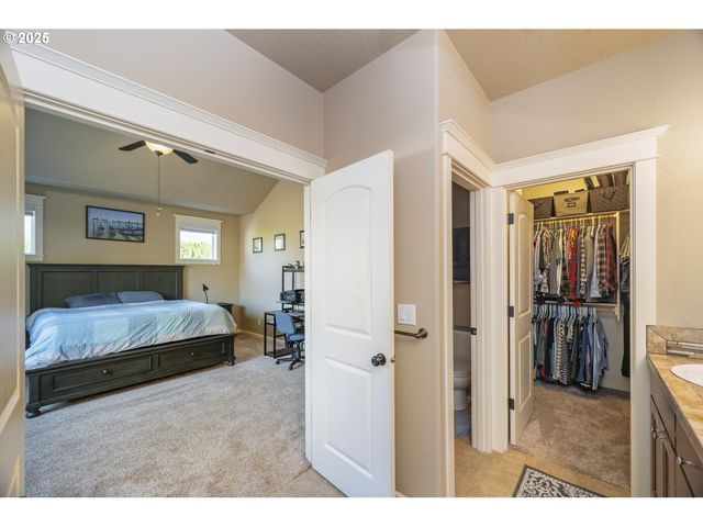 18515 ALADDIN Way, Oregon City, OR 97045