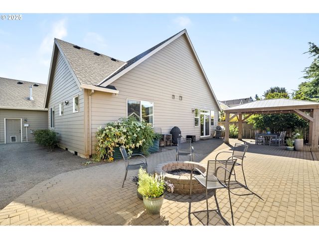 18515 ALADDIN Way, Oregon City, OR 97045