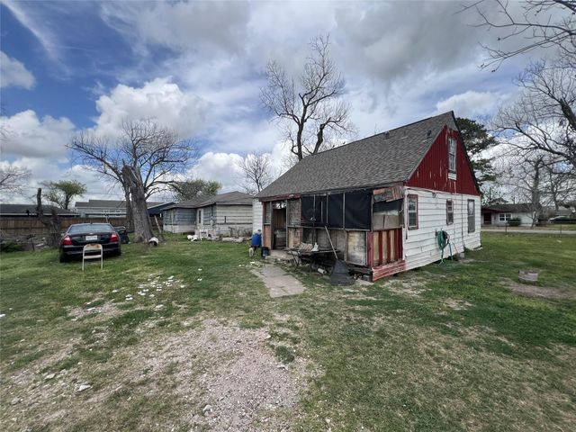 4801 Englewood Street, Houston, TX 77026