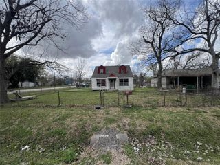 4801 Englewood Street, Houston, TX 77026