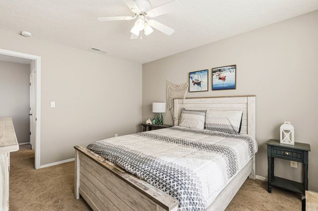 13201 Pine Forest Place NE, Albuquerque, NM 87111