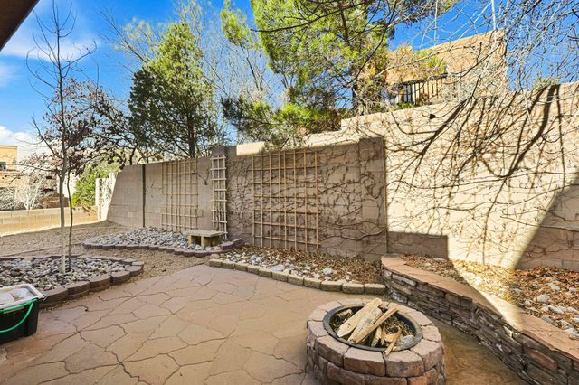 13201 Pine Forest Place NE, Albuquerque, NM 87111