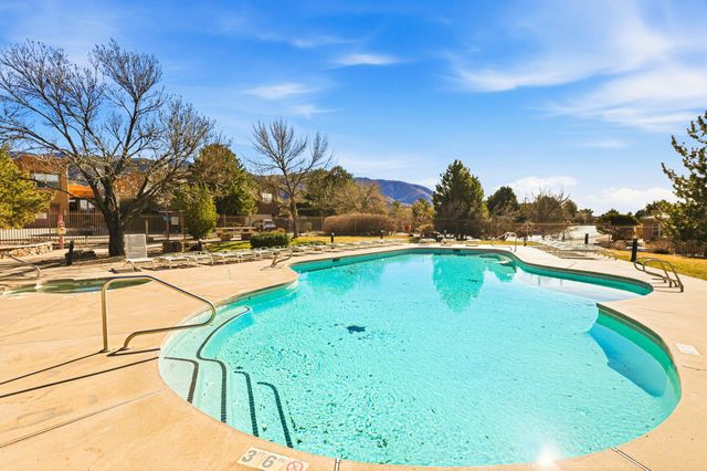 13201 Pine Forest Place NE, Albuquerque, NM 87111