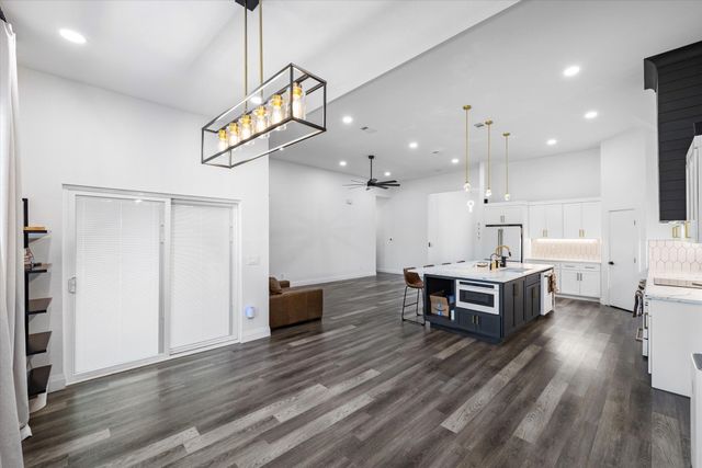 222 Meadowlark Drive, Wills Point, TX 75169