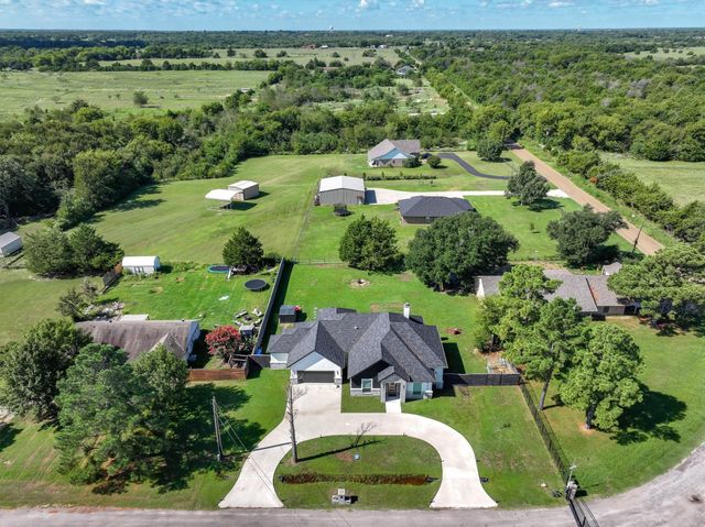 222 Meadowlark Drive, Wills Point, TX 75169