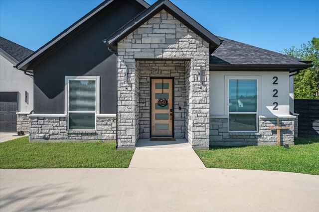 222 Meadowlark Drive, Wills Point, TX 75169