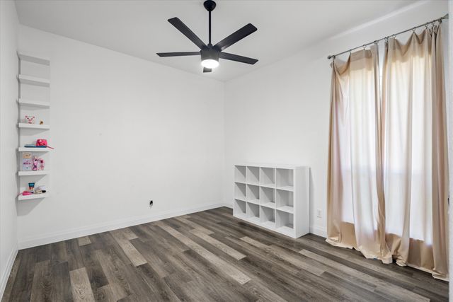 222 Meadowlark Drive, Wills Point, TX 75169