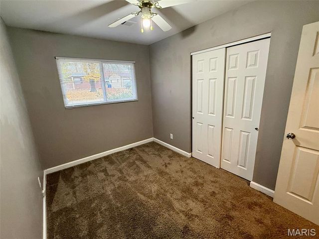 1370 Flicker Drive, Florissant, MO 63031