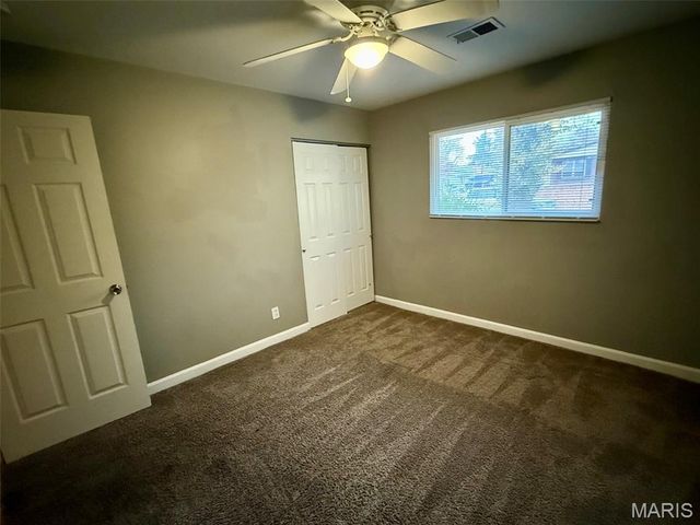 1370 Flicker Drive, Florissant, MO 63031