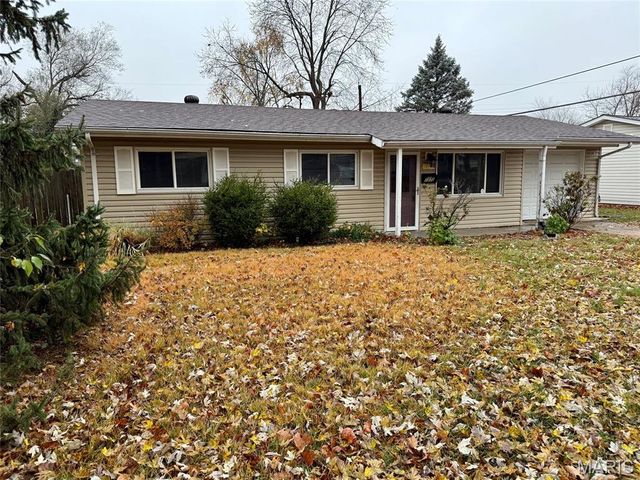 1370 Flicker Drive, Florissant, MO 63031