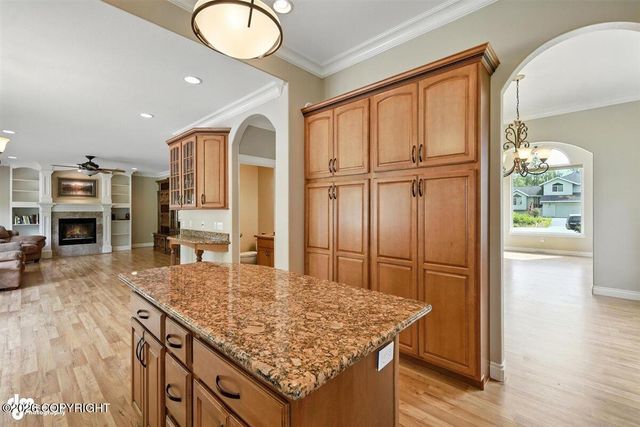 5620 S Hanson Loop, Wasilla, AK 99623